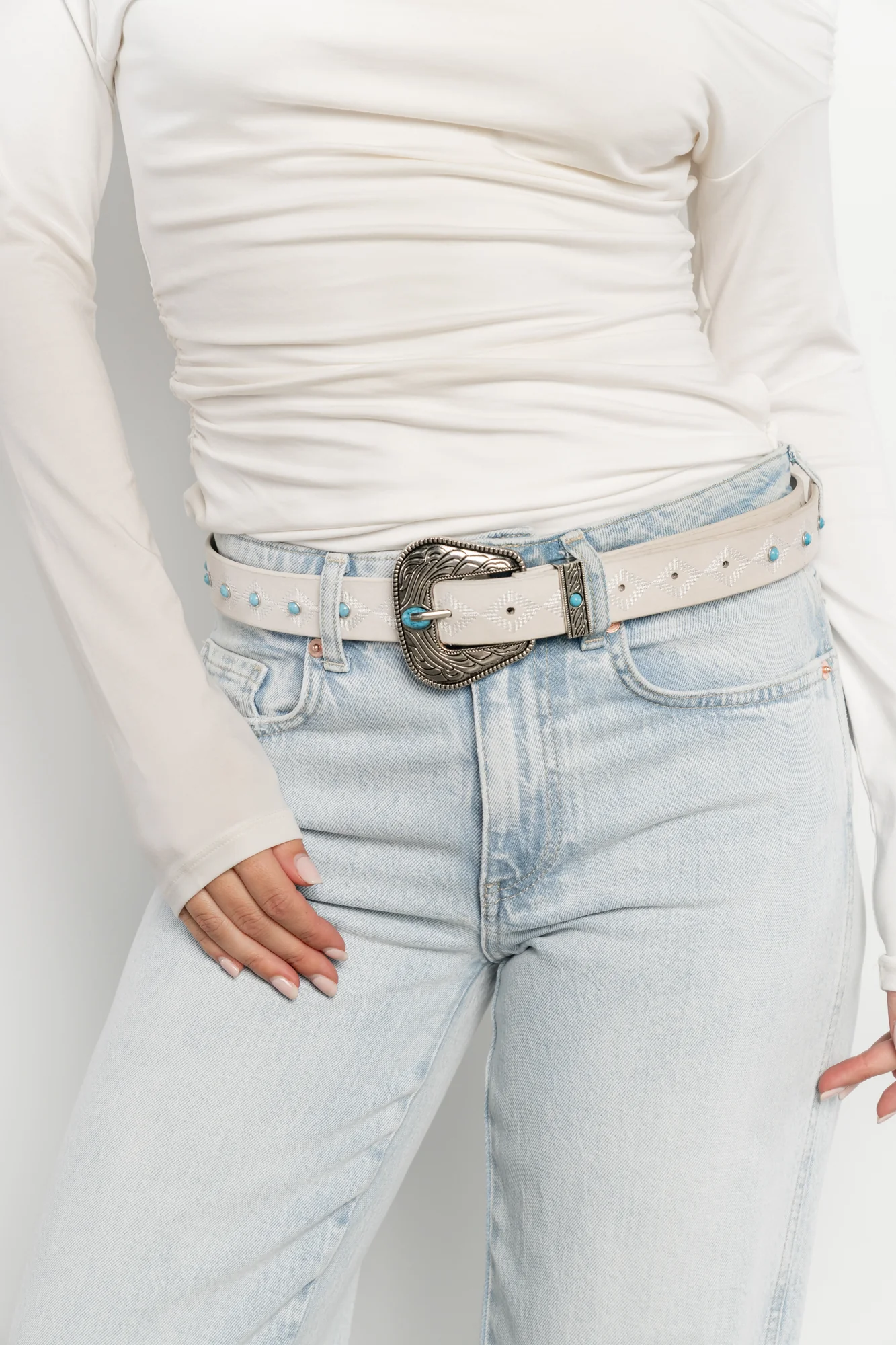Jakob Turquoise Studs Faux Leather Belt | Ivory - Image 3