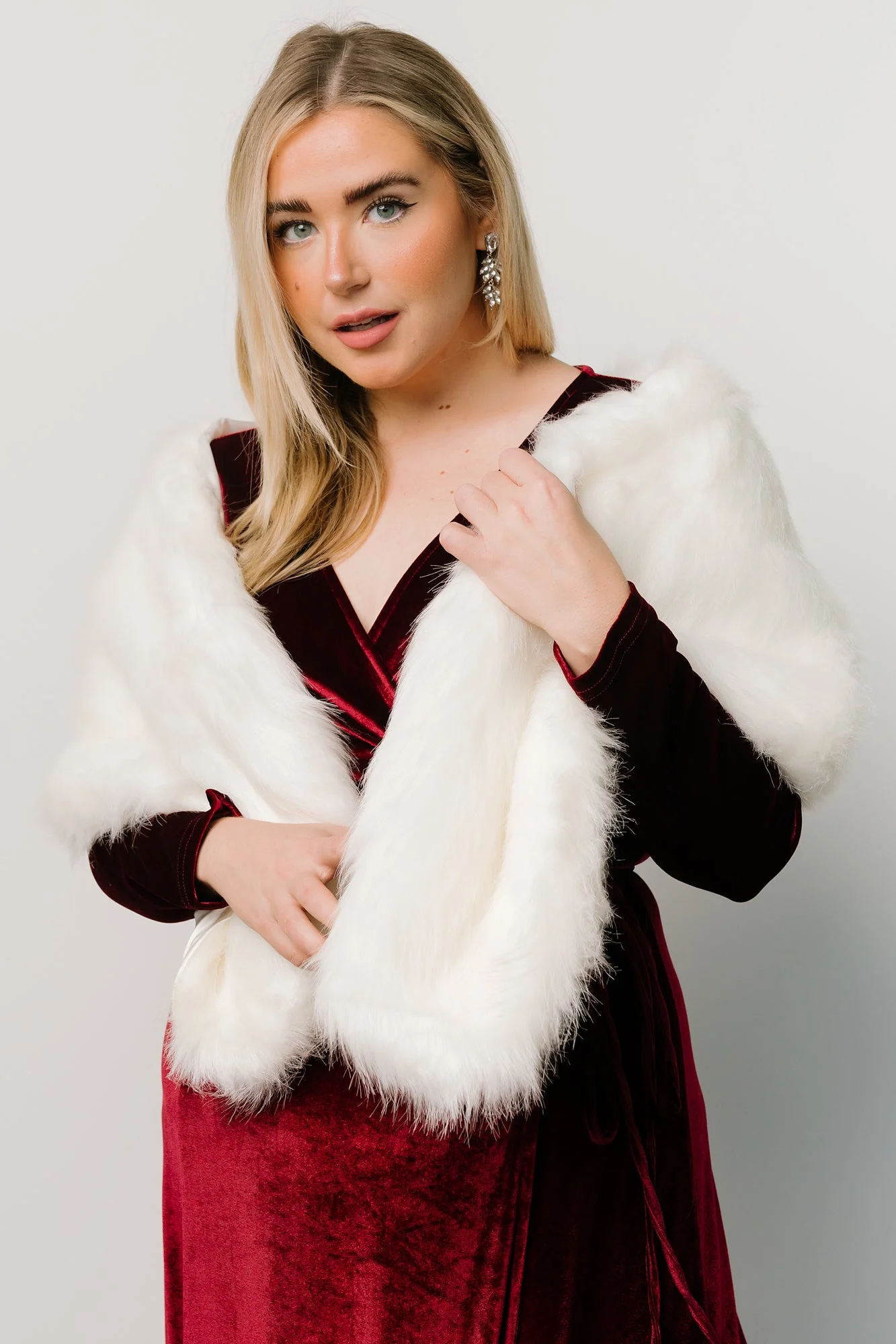 Jovie Faux Fur Shawl | Pearl - Image 2