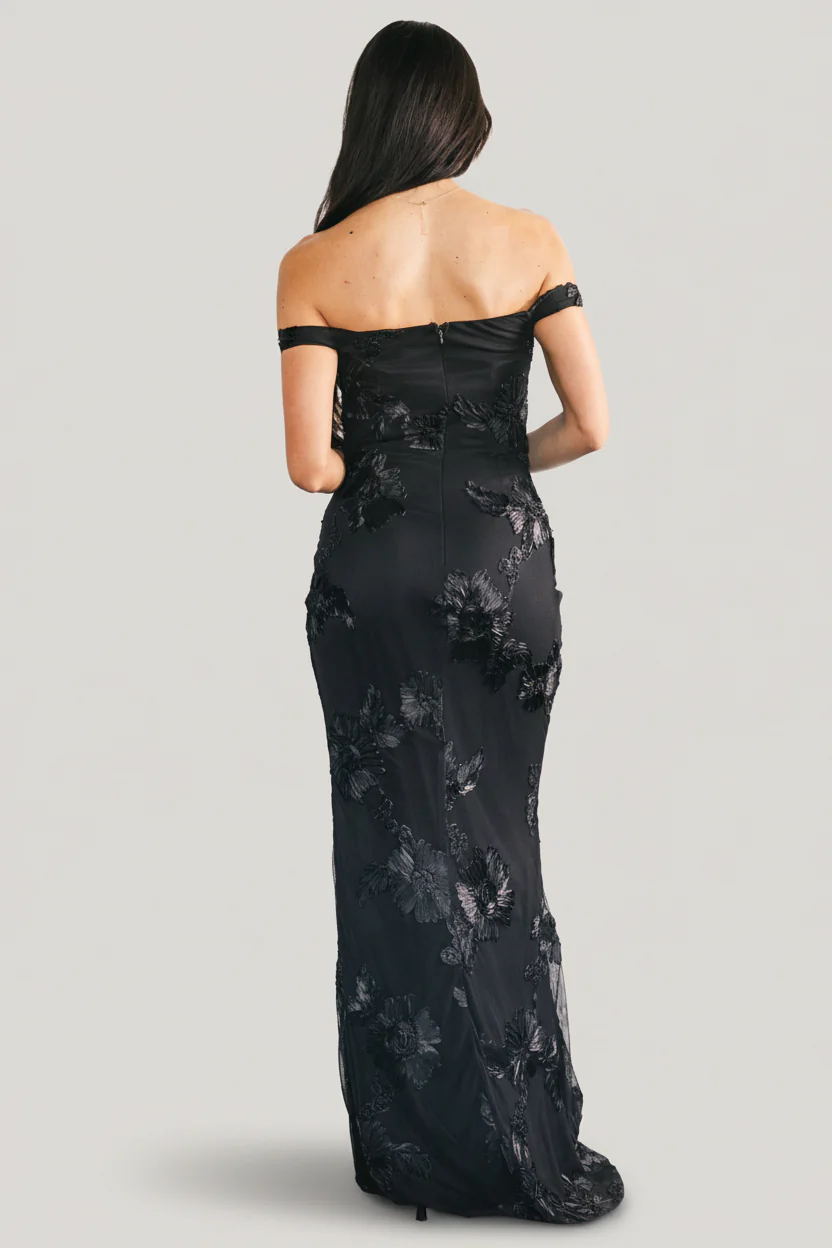 Kinsley Off Shoulder Maxi Dress | Black Floral - Image 4