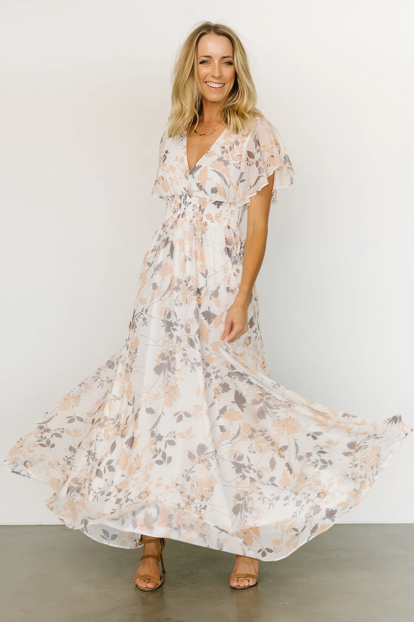 Lynlee Metallic Maxi Dress | Off White Print - Image 2