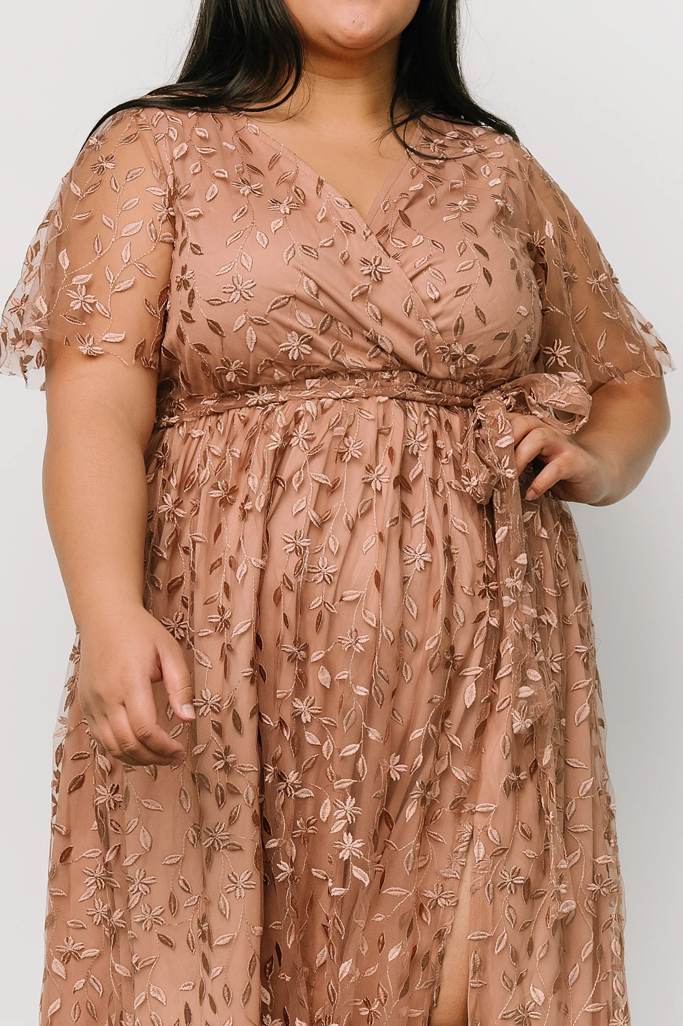 Marseille Embossed Maxi Dress | Nude Rose - Image 6
