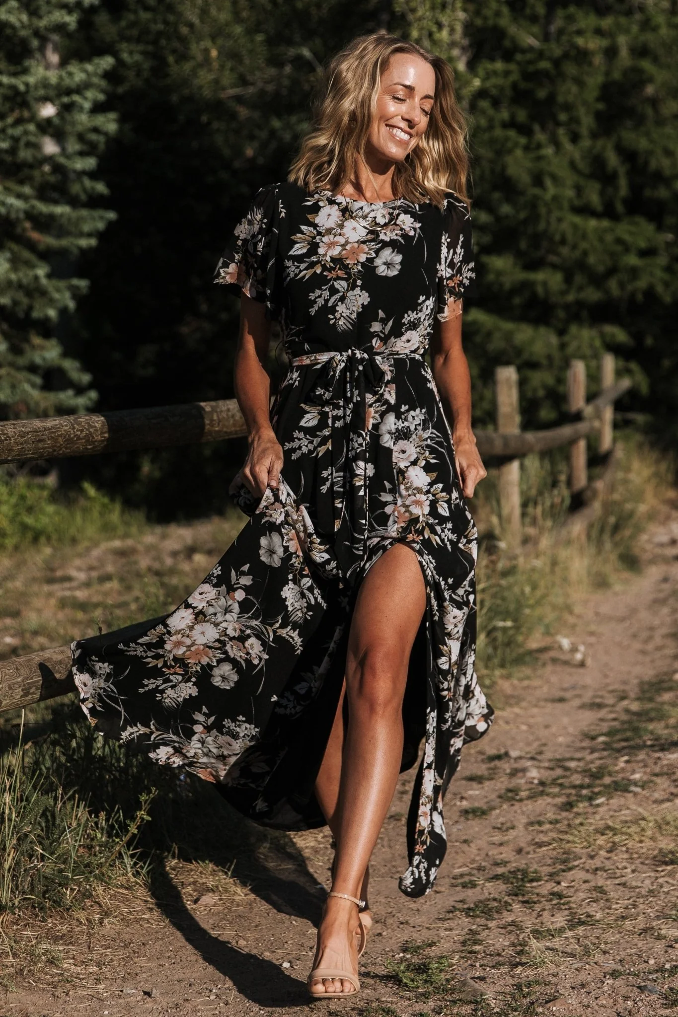 Naomi Short Sleeve Maxi Dress | Black Floral - Image 5