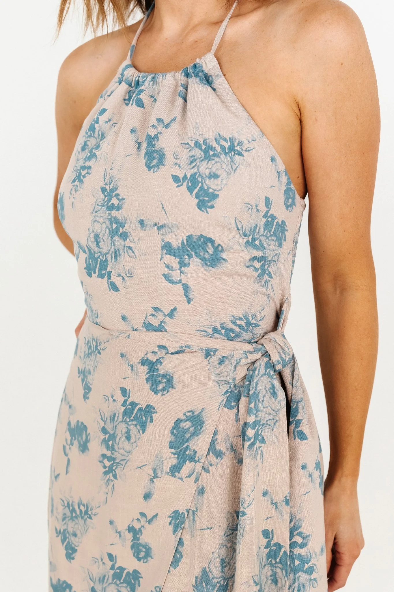 Nicole Faux Wrap Midi Dress | Natural + Blue - Image 2