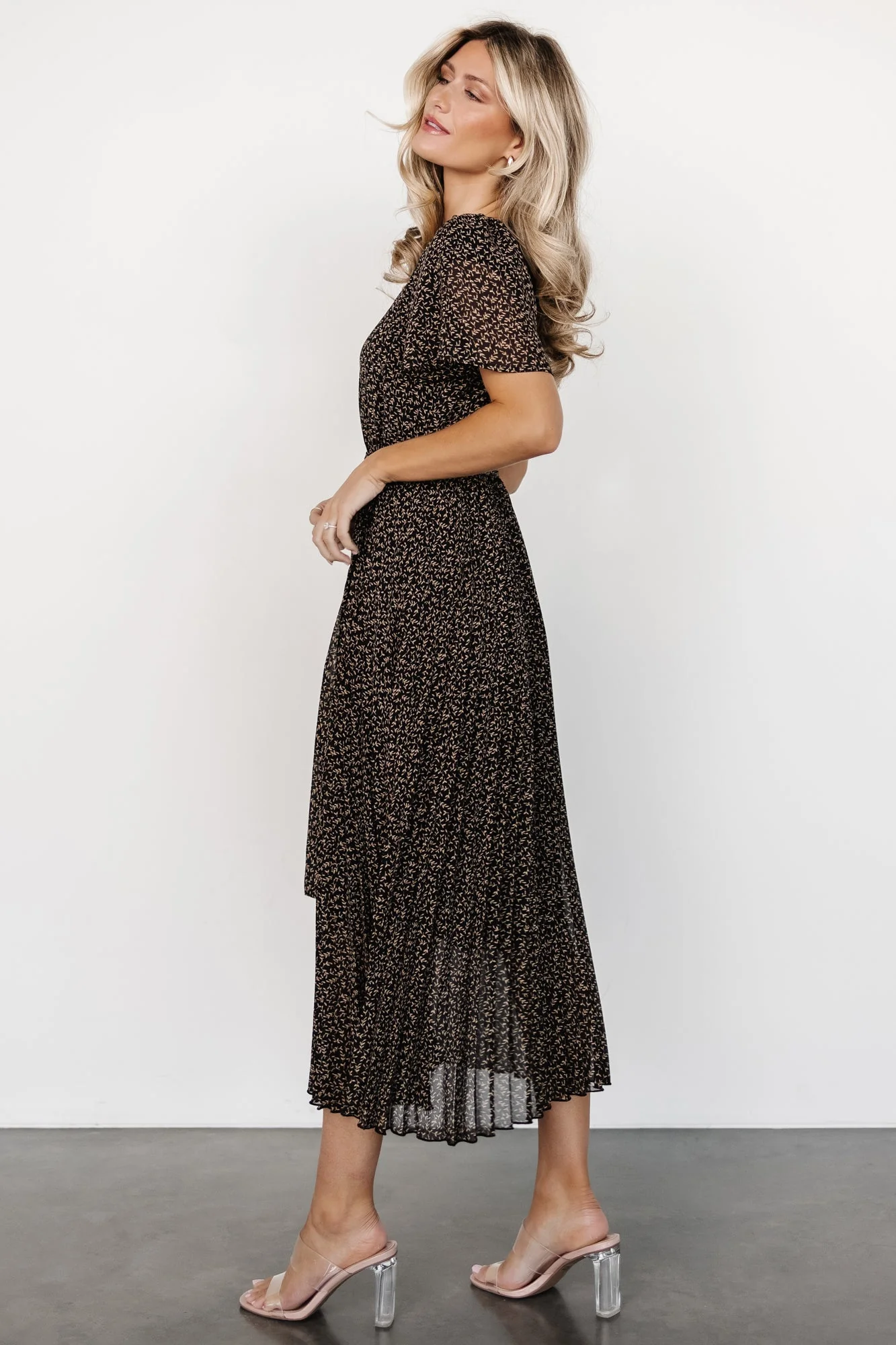 Prim Pleated Dress | Black Print - Image 6