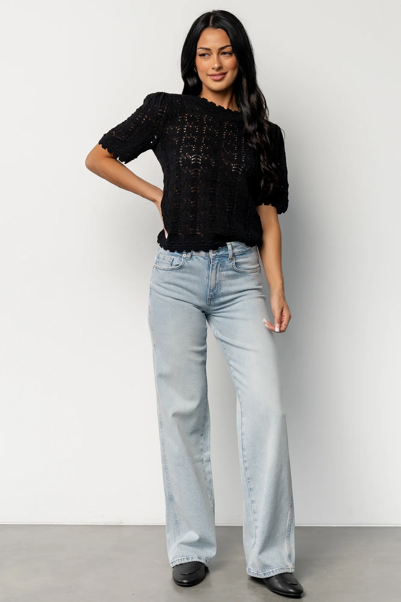 Riley Mid Rise Relaxed Fit Jeans | Light Wash - Image 6