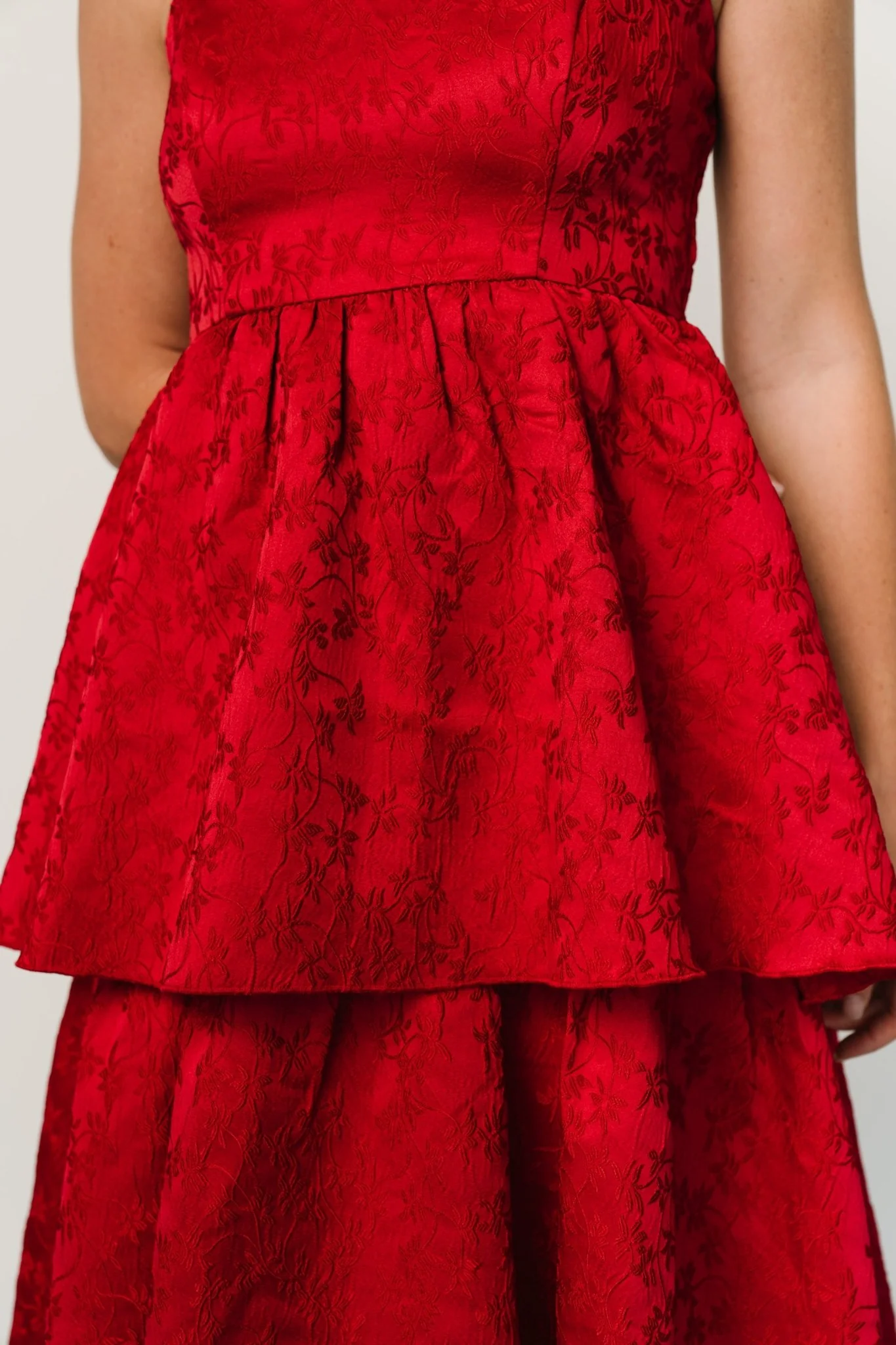 Violetta Embossed Tiered Dress | Deep Red - Image 5
